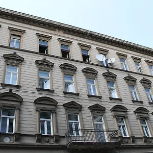 https://capital-guesthouse-budapest.inbudapesthotels.com