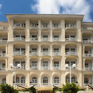 hotel-bristol.in-istria.net/